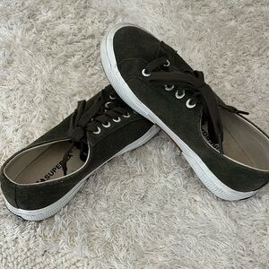Superga sneakers , 5.5 (euro 36), olive suede